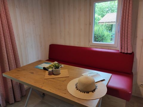 Chalet 4 personnes - NEW 17m² - TV - 1 chambre - 2 adultes - 2 enfants - -12ans