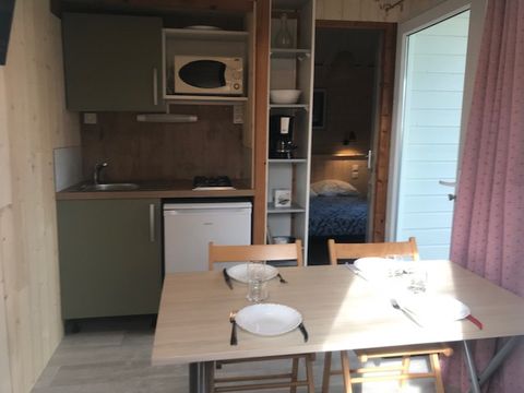 Chalet 4 personnes - NEW 17m² - TV - 1 chambre - 2 adultes - 2 enfants - -12ans