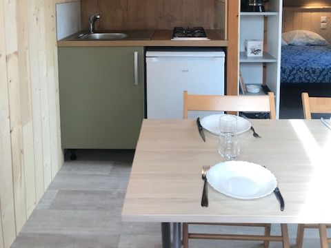 Chalet 4 personnes - NEW 17m² - TV - 1 chambre - 2 adultes - 2 enfants - -12ans