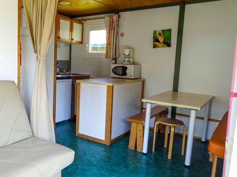 Chalet 4/6 personnes - LOCATION 28m² - TV - 2 chambres - CONFORT