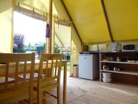 Tente 4/5 personnes - LOCATION - LODGE 20m² - 2 chambres