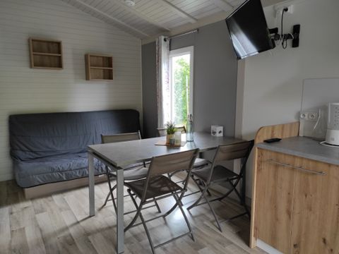 Chalet 5/7 personnes - LOCATION 30m² - 2 chambres - TV CONFORT