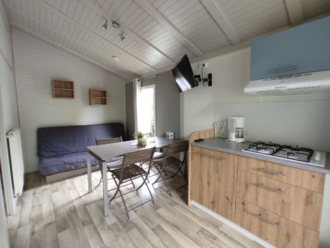 Chalet 5/7 personnes - LOCATION 30m² - 2 chambres - TV CONFORT
