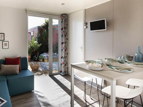 Mobilhome 4/6 personnes - 2 chambres - 2 salles de bain - PREMIUM - TV - CLIMATISATION - LAVE - VAISSELLE