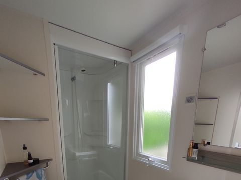 Mobilhome 4 personnes - LOCATION 28m² - 2 chambres - TV - CONFORT