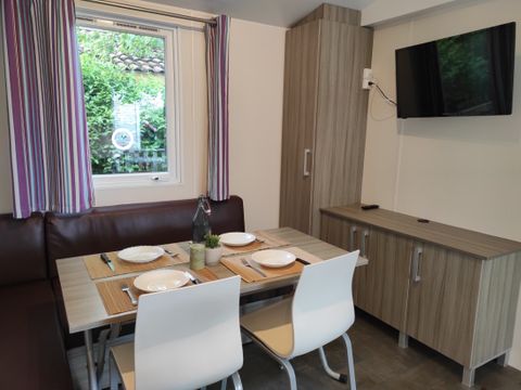 Mobilhome 4 personnes - LOCATION 28m² - 2 chambres - TV - CONFORT