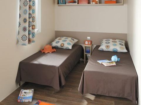 Mobilhome 6 personnes - LOCATION 30m² - 3 chambres - ECO