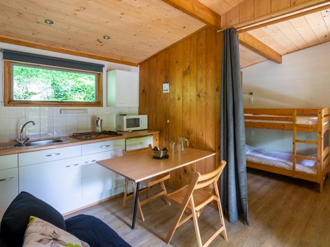 Chalet 4 personnes - Noisetier - 1 chambre - Personnes supplémentaires possible en supplément - Contacter le camping