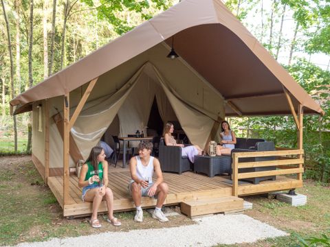 Tente en toile et en bois 4 personnes - WOOD LODGE - Personnes supplémentaires possible en supplément - Contacter le camping