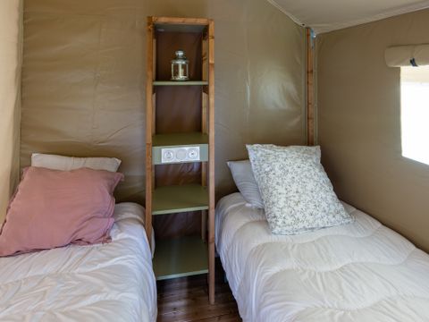 Tente en toile et en bois 4 personnes - WOOD LODGE - Personnes supplémentaires possible en supplément - Contacter le camping