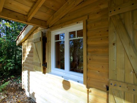 Chalet 4 personnes - Sapin - 2 chambres - Personnes supplémentaires possible en supplément - Contacter le camping