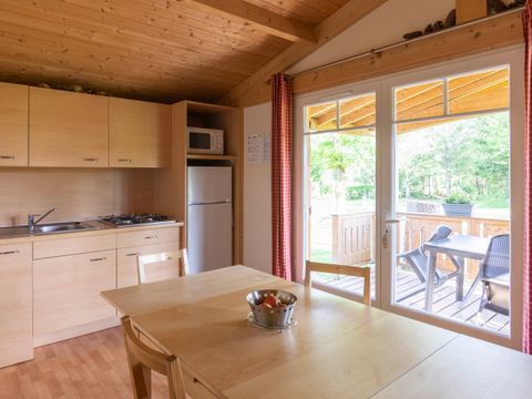 Chalet 4 personnes - Sapin - 2 chambres - Personnes supplémentaires possible en supplément - Contacter le camping