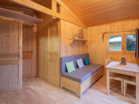 CHALET 4 personnes - Chalet Epicéa - 2 chambres - personnes supplémentaires possible en supplément, contacter le camping