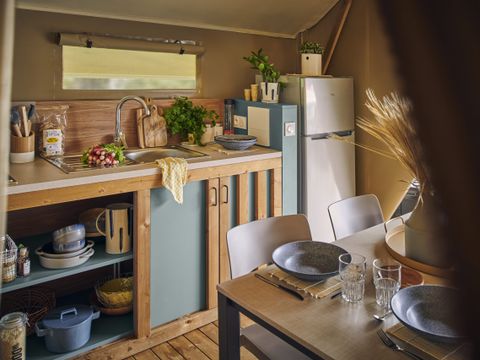 LODGE 5 personnes - Bungalow toilé 'Tente Lodge' 26m²