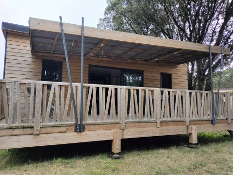 LODGE 6 personnes - Lodge Confort 4 Pièces 7 Personnes (6 adultes + 1 bébé)