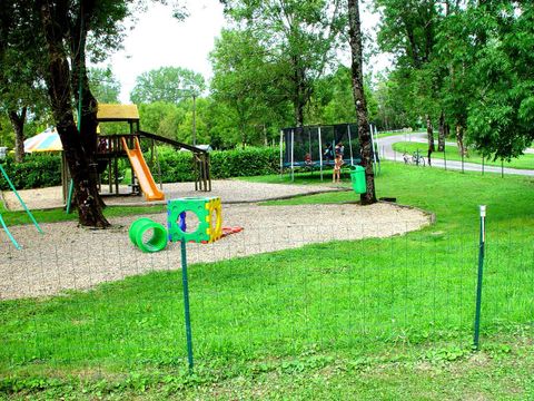 Flower Camping les 3 Ours - Camping Jura - Image N°19