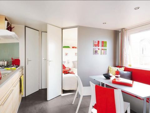 MOBILHOME 4 personnes - SMALL - 2 CHAMBRES - 2/4 PERSONNES
