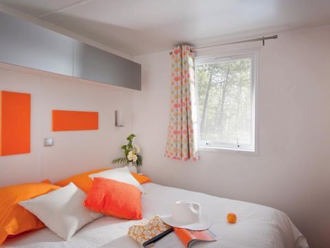 MOBILHOME 4 personnes - SMALL - 2 CHAMBRES - 2/4 PERSONNES