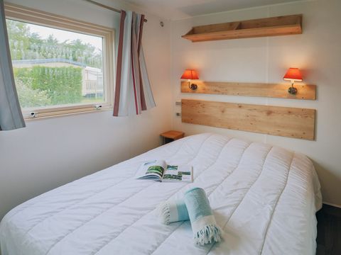 Hébergement 4 personnes - ROULOTTE - 2 CHAMBRES - 2/4 PERSONNES