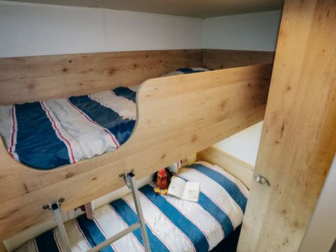 Hébergement 4 personnes - ROULOTTE - 2 CHAMBRES - 2/4 PERSONNES
