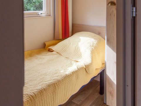 Hébergement 4 personnes - ROULOTTE - 2 CHAMBRES - 2/4 PERSONNES