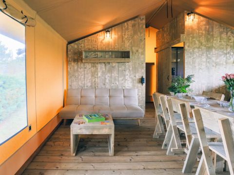 Tente en toile et en bois 8 personnes - SAFARI LODGE 7/8 personnes