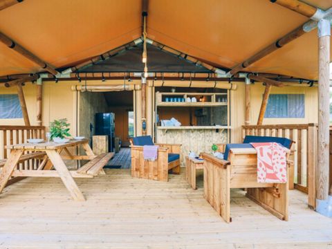 Tente en toile et en bois 8 personnes - SAFARI LODGE 7/8 personnes