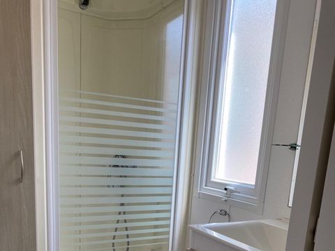 MOBILHOME 4 personnes - Mobil-home Confort - 2 chambres - PMR – adapté pour personnes à mobilité réduite