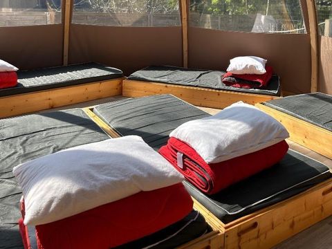 Hébergement 8 personnes - Bulle transparente - Sans sanitaires
