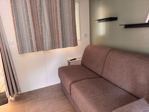 Mobilhome 5 personnes - Premium - 2 chambres avec Jaccuzi