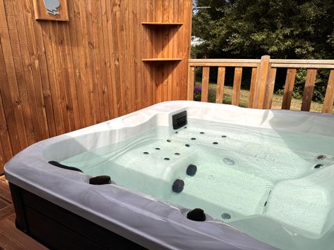 Mobilhome 5 personnes - Premium - 2 chambres avec Jaccuzi