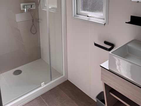 Mobilhome 5 personnes - Premium - 2 chambres avec Jaccuzi