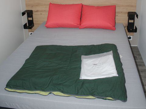 MOBILHOME 4 personnes - Supérieur - 2 chambres - arrivées du mercredi