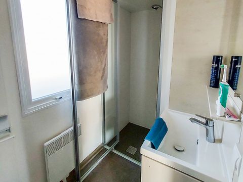 MOBILHOME 4 personnes - Supérieur - 2 chambres + 2 salles de bain