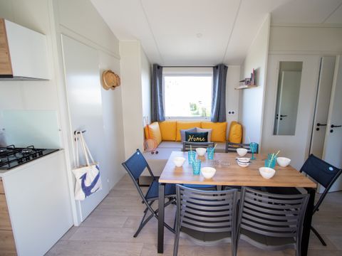 MOBILHOME 6 personnes - Supérieur - 3 chambres arrivées du mercredi