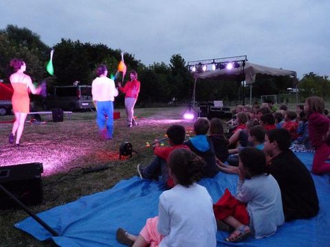 Camping Les Coteaux du Lac - Camping Indre-et-Loire - Image N°34