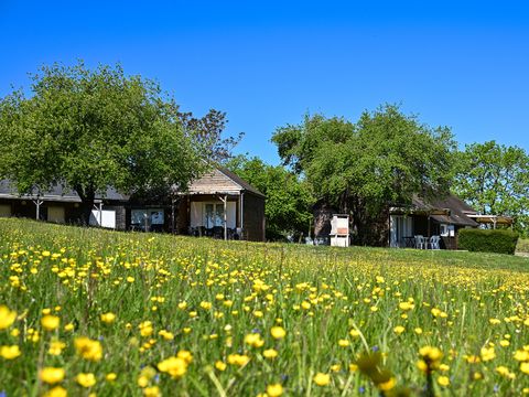 CHALET 7 personnes - Chalet 35m² (2 chambres) terrasse couverte - Le Parc des Coteaux 800m du camping 5/7 pers