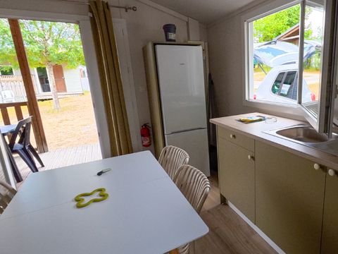 CHALET 4 personnes - Chalet 28m² (2 chambres) avec terrasse couverte 4 pers