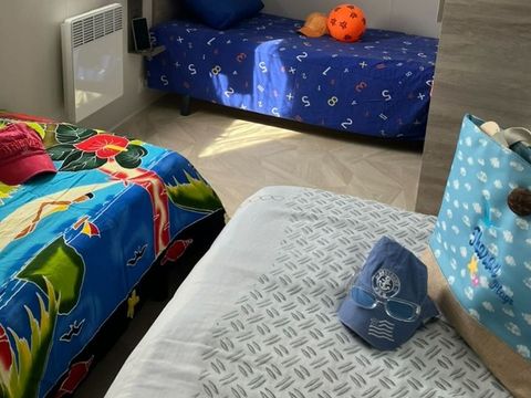 Mobilhome 5 personnes - Club - 5 27m² - 2 chambres - Télévision