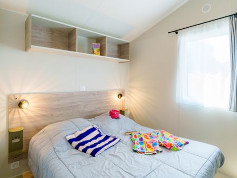 Mobilhome 5 personnes - Club - 5 27m² - 2 chambres - Télévision