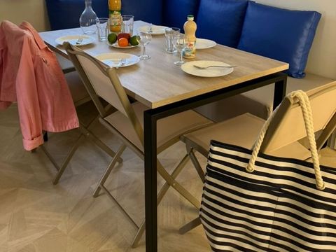 Mobilhome 5 personnes - Club - 5 27m² - 2 chambres - Télévision