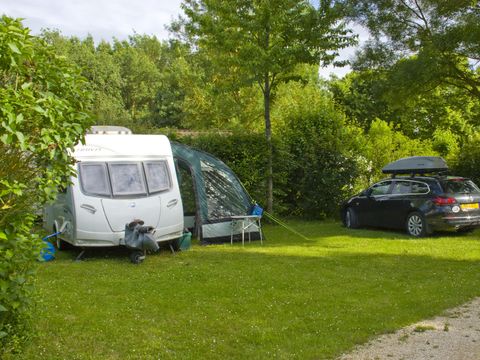 Emplacement - Emplacement "Confort" 2/6 pers