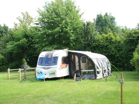 Emplacement - Emplacement "Confort" 2/6 pers