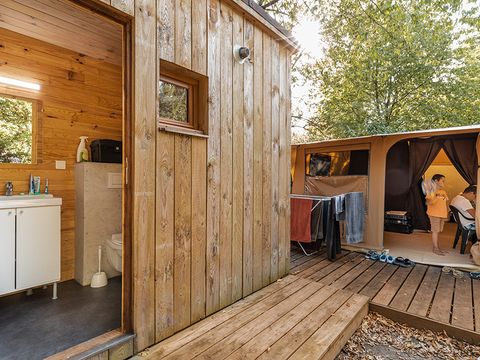 Tente 4 personnes - Tente Meublée Confort 3 chambres 4 pers