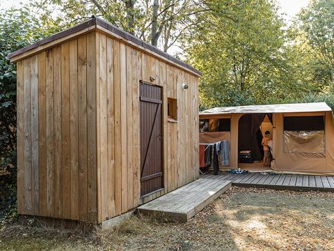 TENTE 4 personnes - Tente Meublée Confort 3 chambres 4 pers