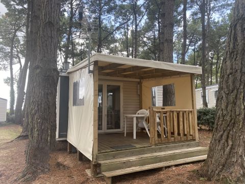 MOBILHOME 2 personnes - - 20m² - 1 chambre - terrasse couverte 9m² -