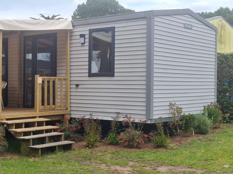 MOBILHOME 6 personnes - - 40m² - 3 chambres - terrasse couverte -