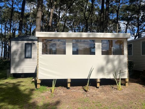 MOBILHOME 6 personnes - Mobil home Confort plus - 27m² - 2 chambres + convertible - terrasse couverte