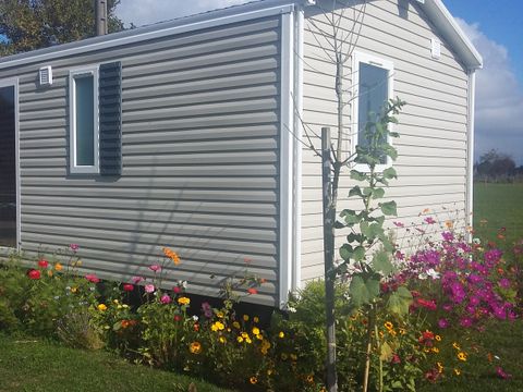 MOBILHOME 4 personnes - Standard 27m² (2 chambres) + terrasse intégrée