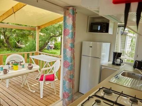 MOBILHOME 4 personnes - Comfort | 2 Ch. | 4 Pers. | Terrasse surélevée | Clim.